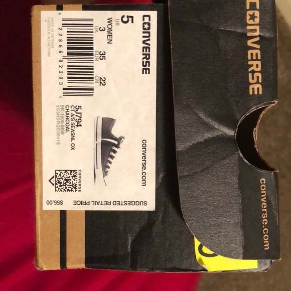 Converse - Picture 2 of 5